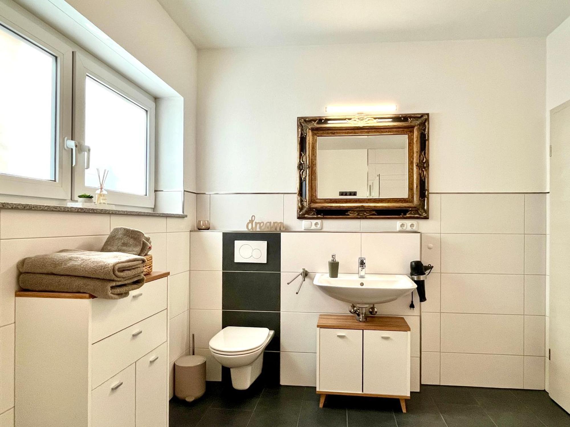Ferienwohnung Moseltraum, 1-6 Pers, Mit 3 Schlafzimmer Und Panoramabalkon Müden Kültér fotó