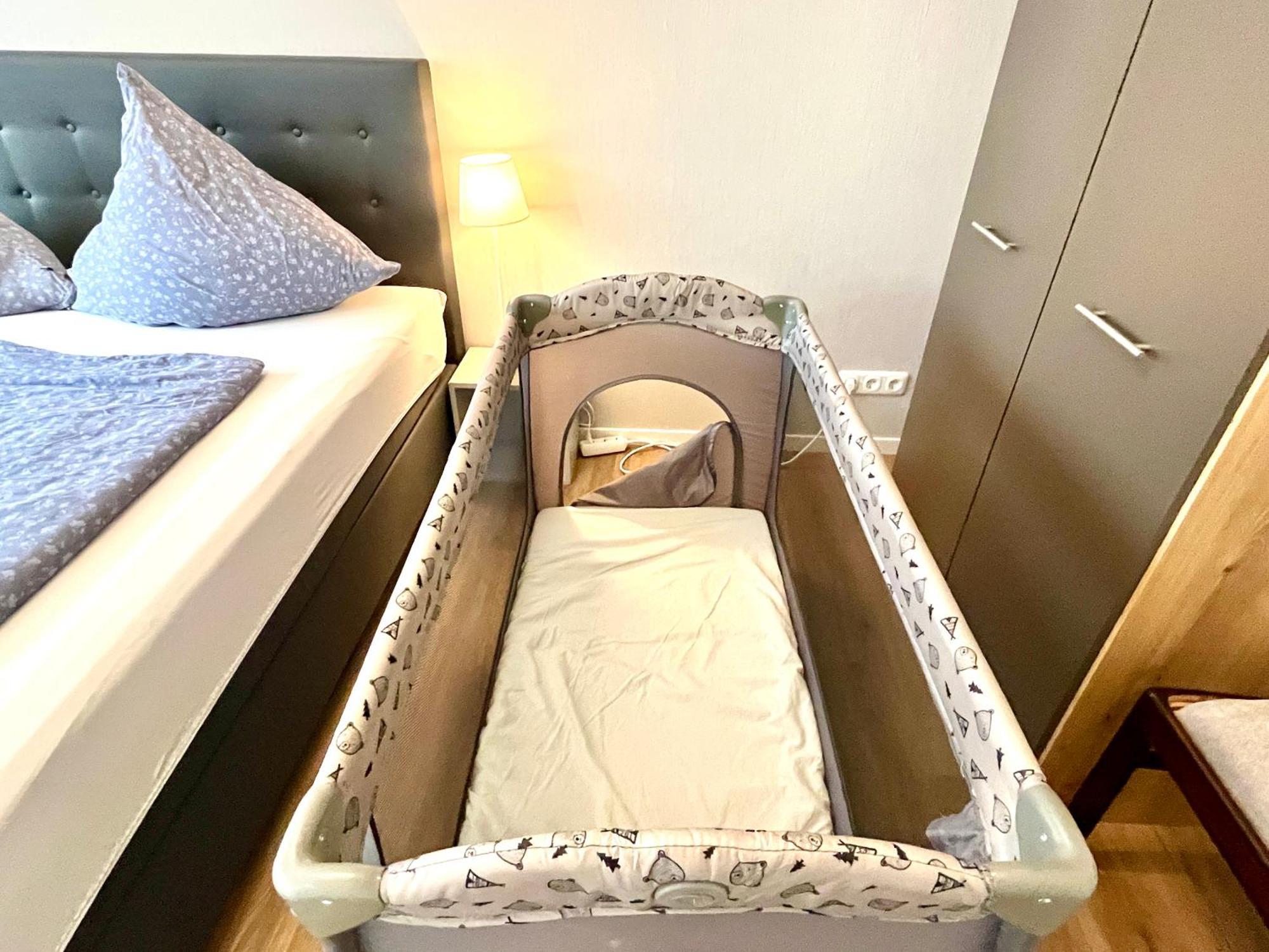 Ferienwohnung Moseltraum, 1-6 Pers, Mit 3 Schlafzimmer Und Panoramabalkon Müden Kültér fotó