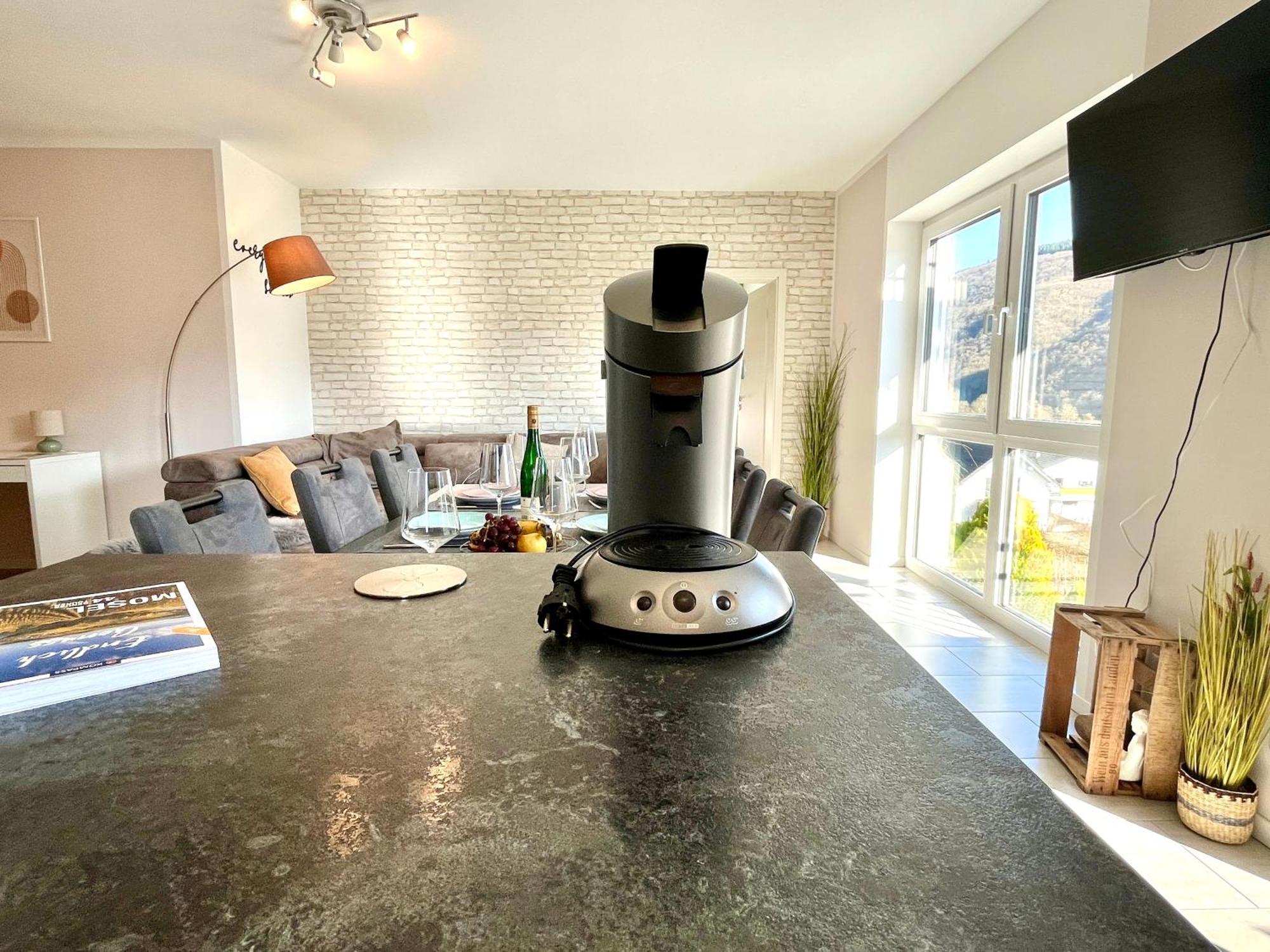 Ferienwohnung Moseltraum, 1-6 Pers, Mit 3 Schlafzimmer Und Panoramabalkon Müden Kültér fotó