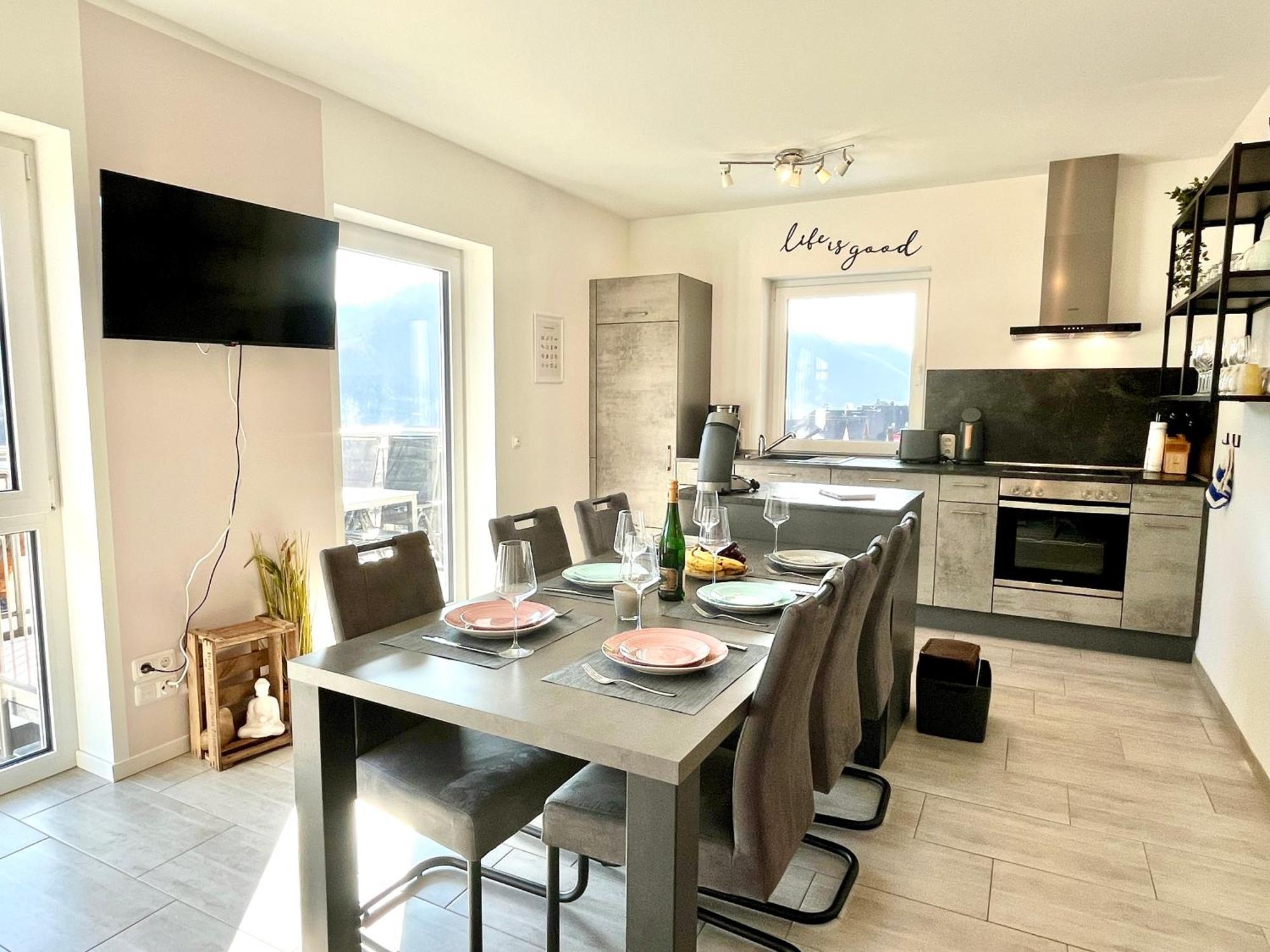 Ferienwohnung Moseltraum, 1-6 Pers, Mit 3 Schlafzimmer Und Panoramabalkon Müden Kültér fotó