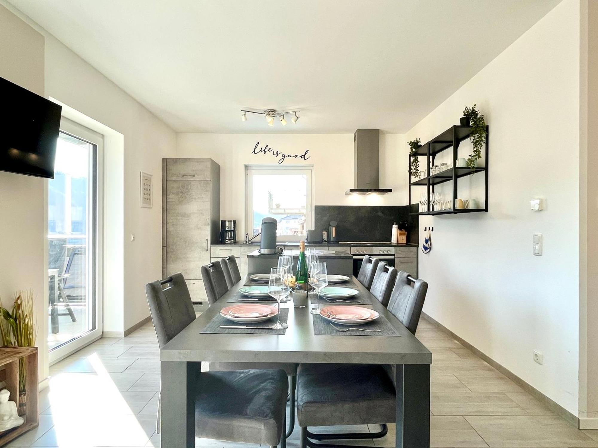 Ferienwohnung Moseltraum, 1-6 Pers, Mit 3 Schlafzimmer Und Panoramabalkon Müden Kültér fotó